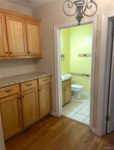 1044 S Florida Street, Mercedes, TX 78570