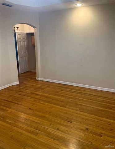 1044 S Florida Street, Mercedes, TX 78570