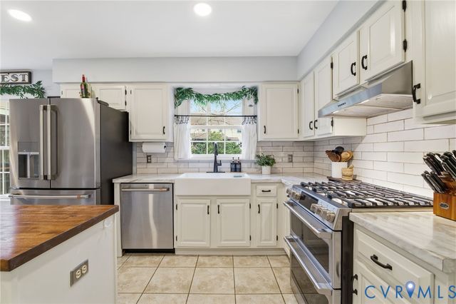 302 Ashtree Pl, Midlothian, VA 23114