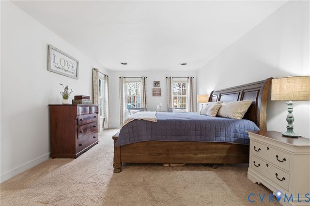 302 Ashtree Pl, Midlothian, VA 23114