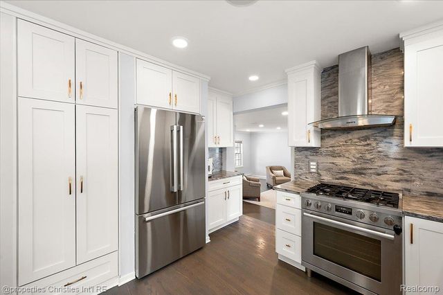 180 Pilgrim Avenue, Birmingham, MI 48009