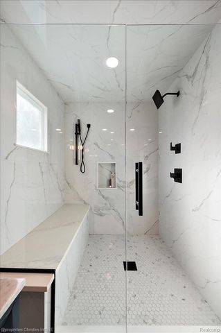 180 Pilgrim Avenue, Birmingham, MI 48009