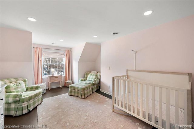 180 Pilgrim Avenue, Birmingham, MI 48009