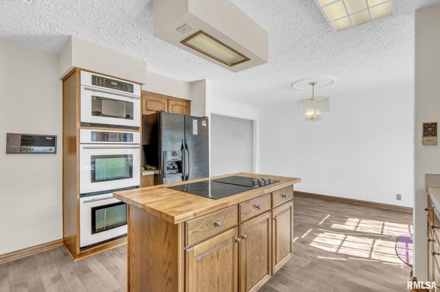 107 HILLTOP Street, Colona, IL 61241