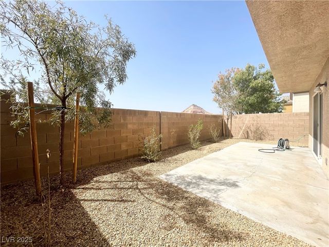 273 Fairway Woods Drive, Las Vegas, NV 89148