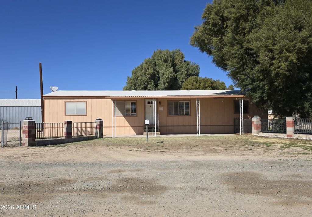 70935 DATE Avenue, Wenden, AZ 85357