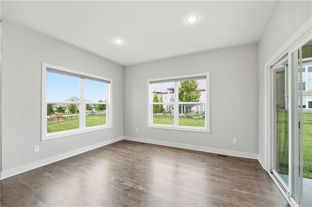 10702 W 171st Terrace, Overland Park, KS 66221