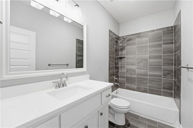 10702 W 171st Terrace, Overland Park, KS 66221