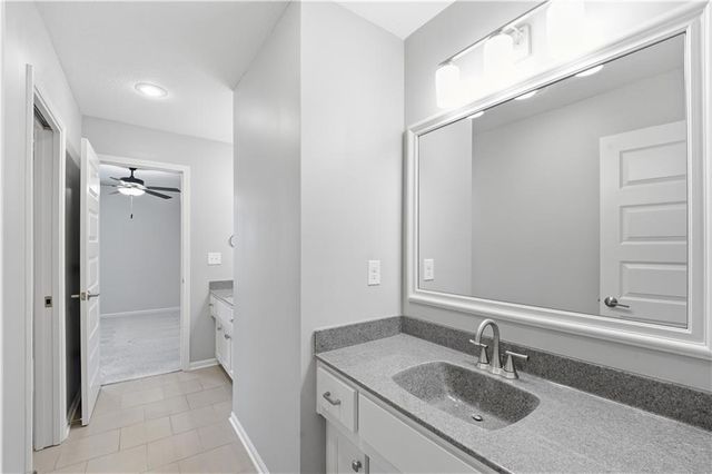 10702 W 171st Terrace, Overland Park, KS 66221