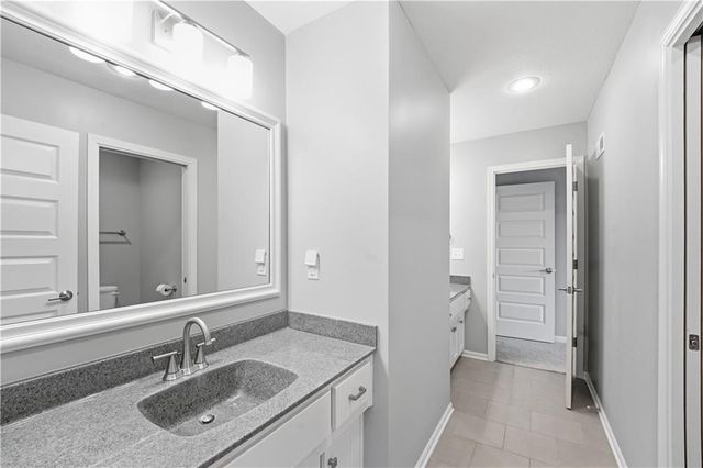 10702 W 171st Terrace, Overland Park, KS 66221