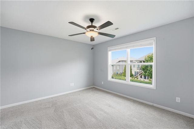10702 W 171st Terrace, Overland Park, KS 66221