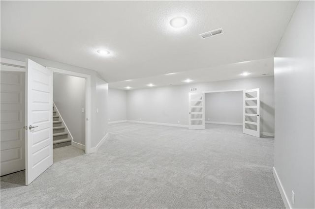 10702 W 171st Terrace, Overland Park, KS 66221
