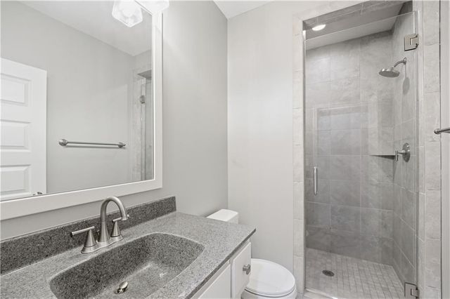 10702 W 171st Terrace, Overland Park, KS 66221