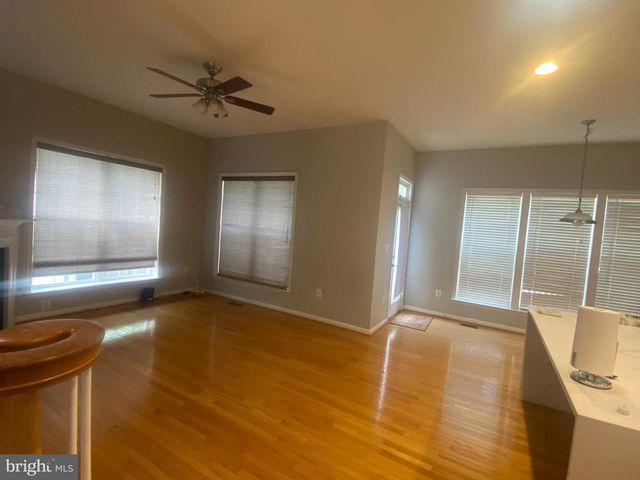 13030 GREG ROY LN, Herndon, VA 20171