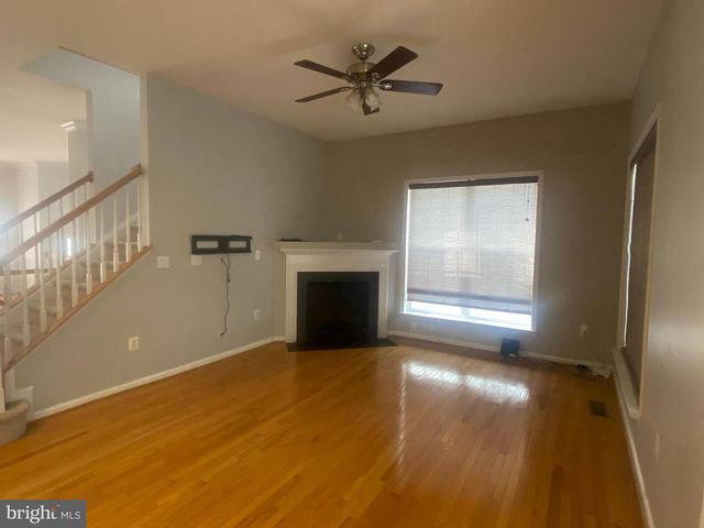 13030 GREG ROY LN, Herndon, VA 20171