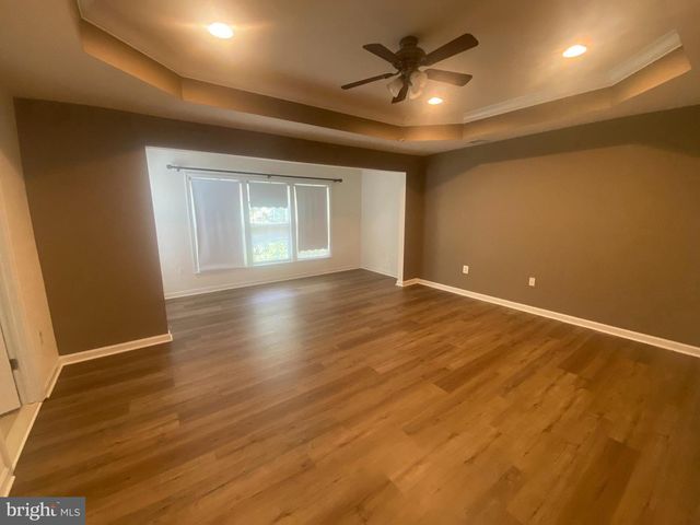 13030 GREG ROY LN, Herndon, VA 20171