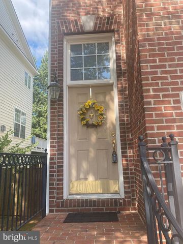 13030 GREG ROY LN, Herndon, VA 20171