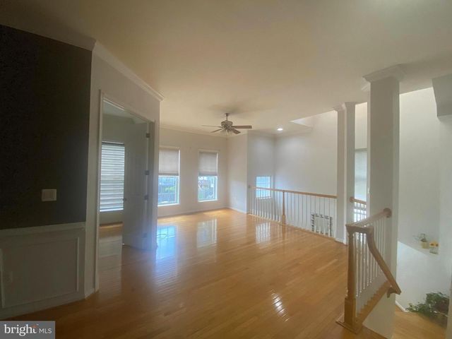 13030 GREG ROY LN, Herndon, VA 20171