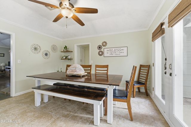 20901 Oak Glen Avenue, Tehachapi, CA 93561