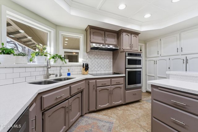 20901 Oak Glen Avenue, Tehachapi, CA 93561