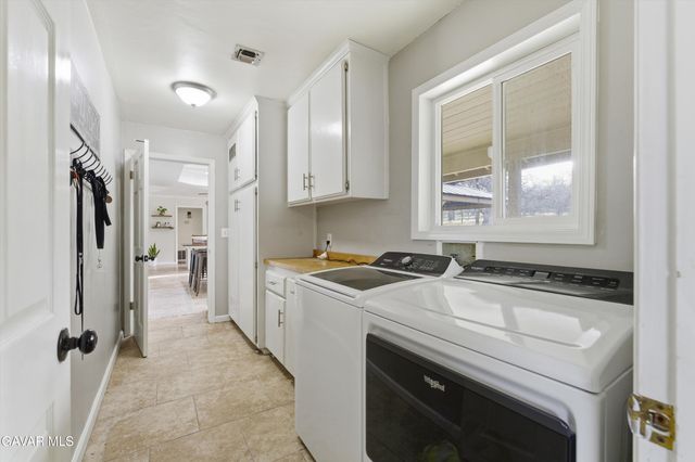 20901 Oak Glen Avenue, Tehachapi, CA 93561