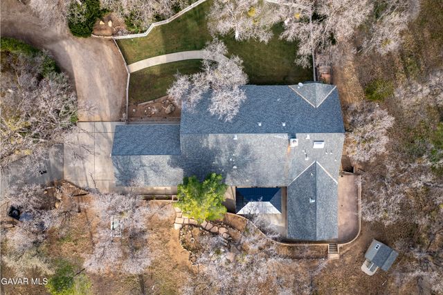 20901 Oak Glen Avenue, Tehachapi, CA 93561