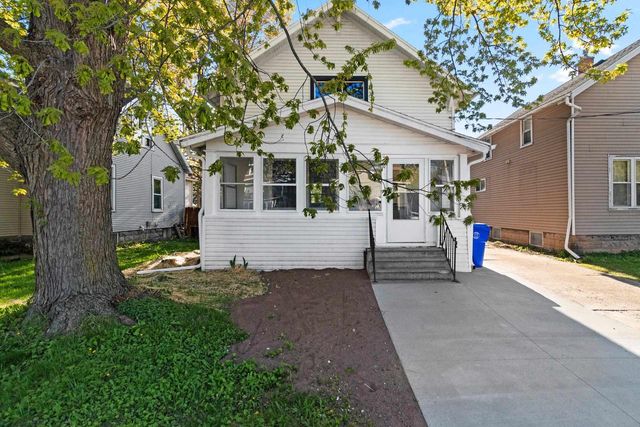 1119 N RICHMOND STREET, Appleton, WI 54911