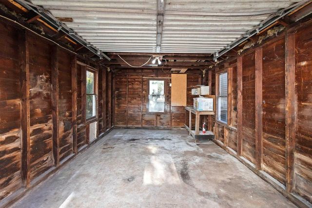 1119 N RICHMOND STREET, Appleton, WI 54911