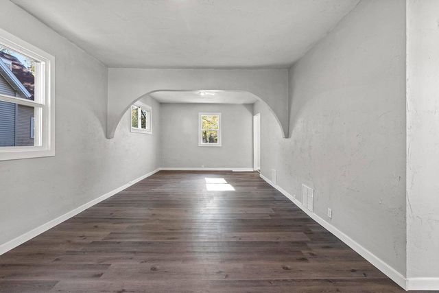 1119 N RICHMOND STREET, Appleton, WI 54911