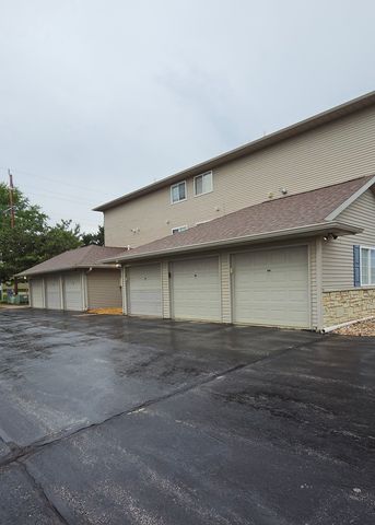109 E Price Street 301, Eldridge, IA 52748