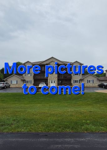 109 E Price Street 301, Eldridge, IA 52748