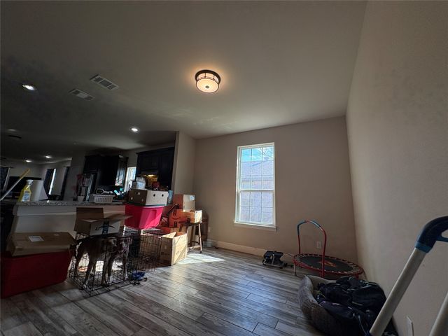 433 Sabine Avenue, Cleburne, TX 76031