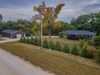 1577 COUNTY ROAD 2285, Moberly, MO 65270