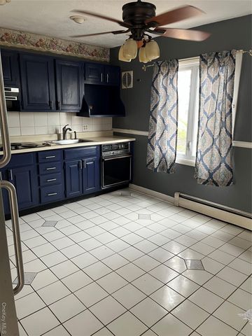 54 Ramble Lane, Levittown, NY 11756