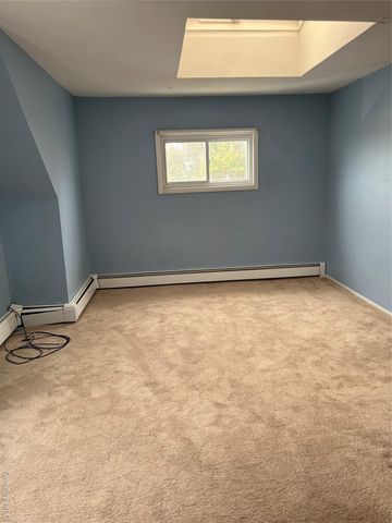 54 Ramble Lane, Levittown, NY 11756