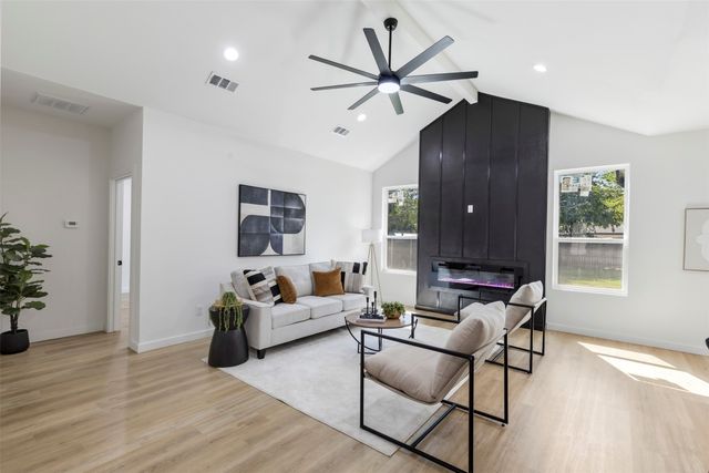 2734 Marburg Street, Dallas, TX 75215