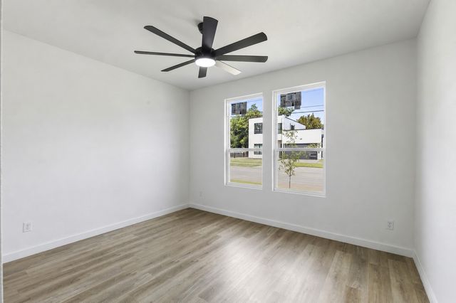2734 Marburg Street, Dallas, TX 75215