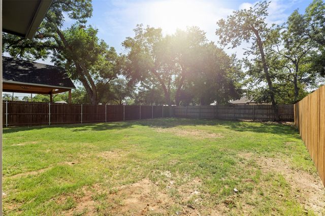 2734 Marburg Street, Dallas, TX 75215