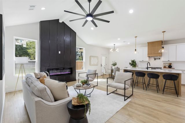 2734 Marburg Street, Dallas, TX 75215