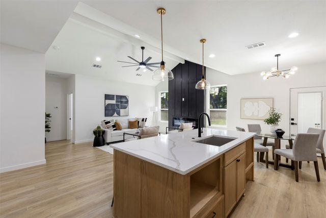2734 Marburg Street, Dallas, TX 75215