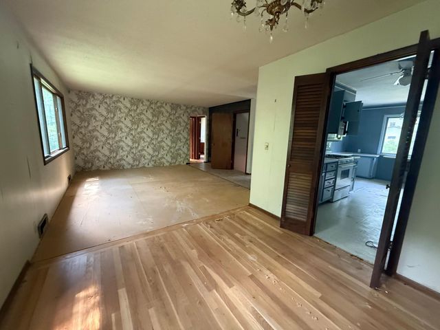 1458 97th Avenue NW, Coon Rapids, MN 55433