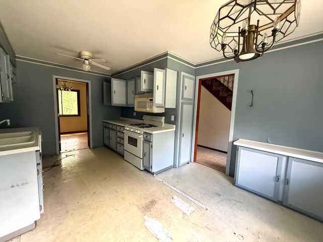 1458 97th Avenue NW, Coon Rapids, MN 55433