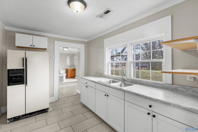 2803 7th Avenue SW, Huntsville, AL 35805