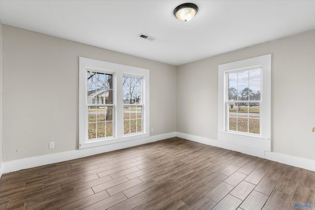 2803 7th Avenue SW, Huntsville, AL 35805