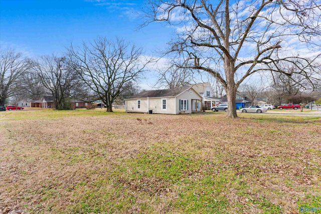 2803 7th Avenue SW, Huntsville, AL 35805