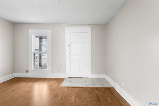 2803 7th Avenue SW, Huntsville, AL 35805