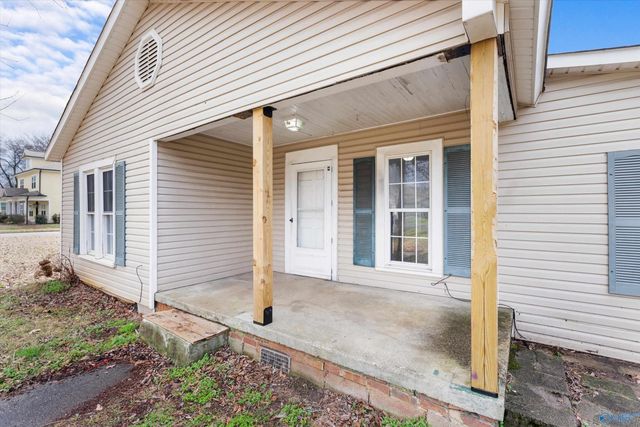 2803 7th Avenue SW, Huntsville, AL 35805