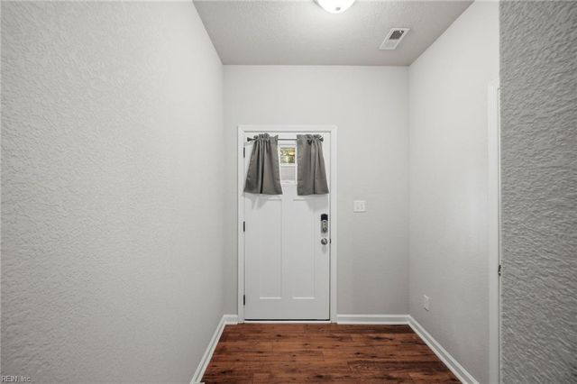 120 S Thalia RD, Virginia Beach, VA 23452