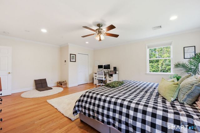 37 Stoneham Drive, West Hartford, CT 06117