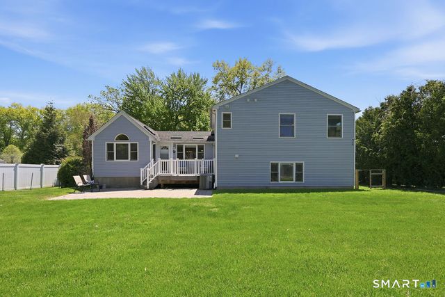 37 Stoneham Drive, West Hartford, CT 06117